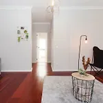 Barbara's House - Minho's Guest شقة براغا