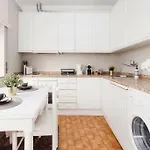 Barbara's House - Minho's Guest شقة *